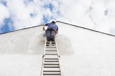 Peinture extérieure à la Tour-Blanche-Cercles — façades et ravalement